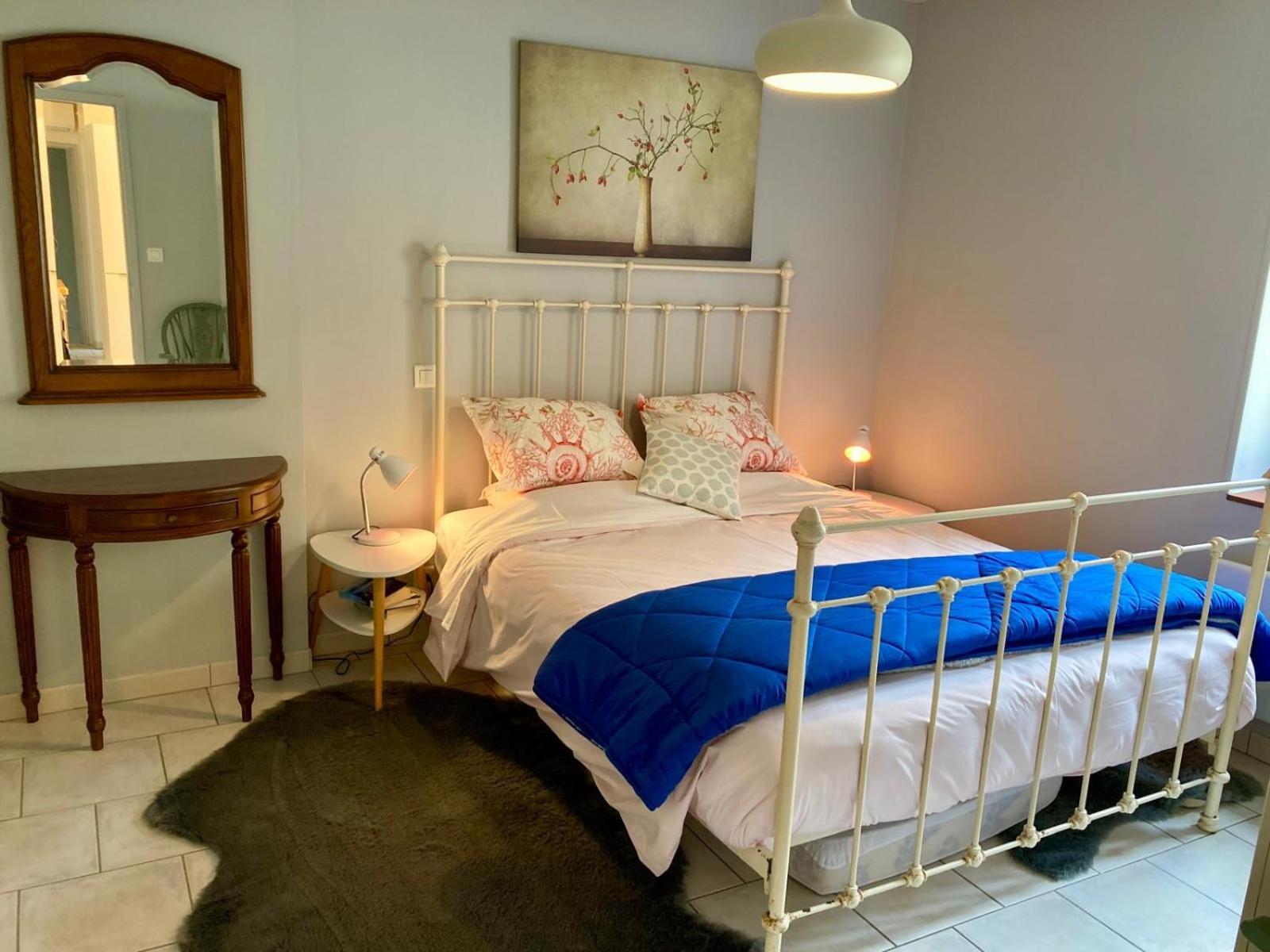 3 Star Surdespine Historic 4 Chateaux Lastours Air Conditioned Εξωτερικό φωτογραφία